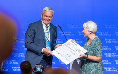 Verleihung der „Goldenen Medaille"