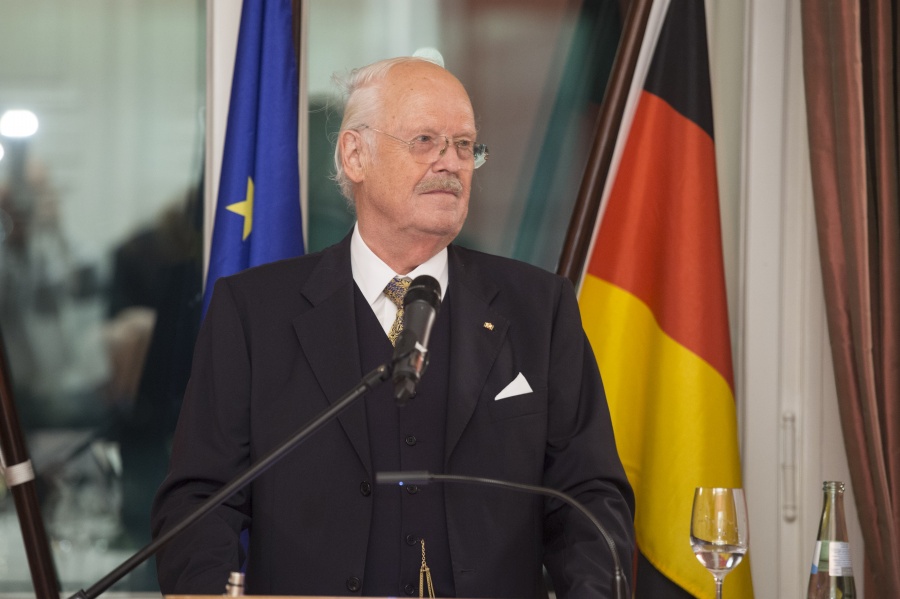 Verleihung der „Goldenen Medaille"