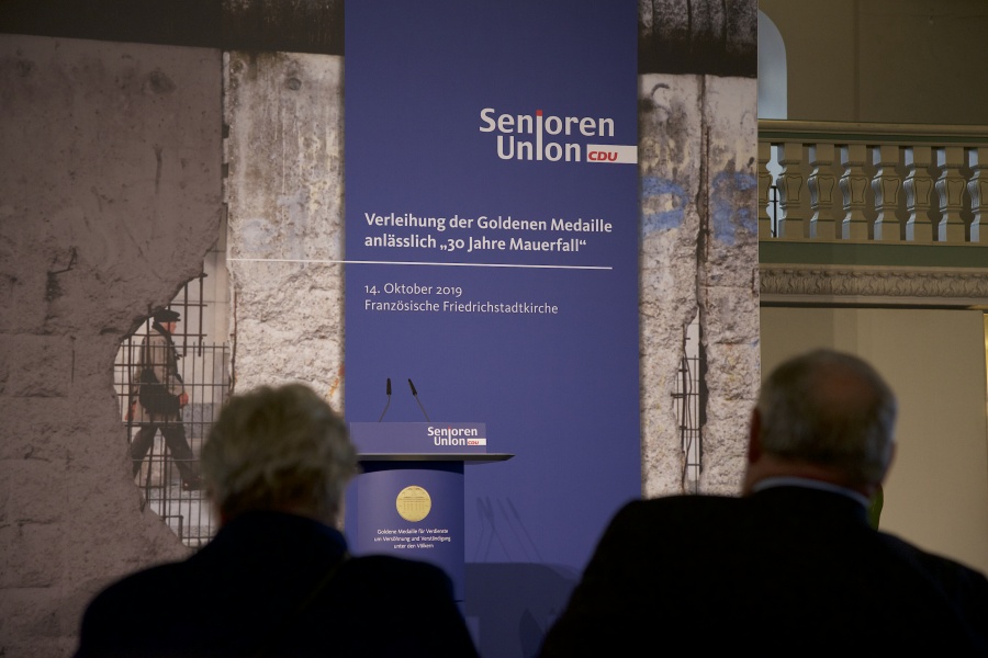 Verleihung der „Goldenen Medaille"