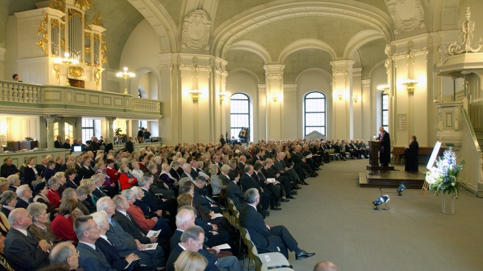 Verleihung der „Goldenen Medaille"