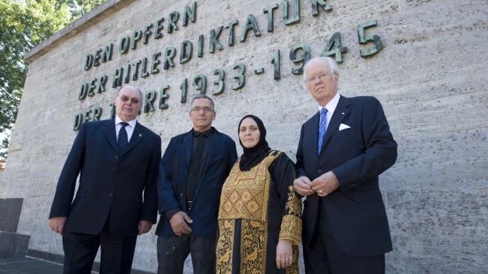 Verleihung der „Goldenen Medaille für Verdienste um Versöhnung und Verständigung unter den Völkern“
