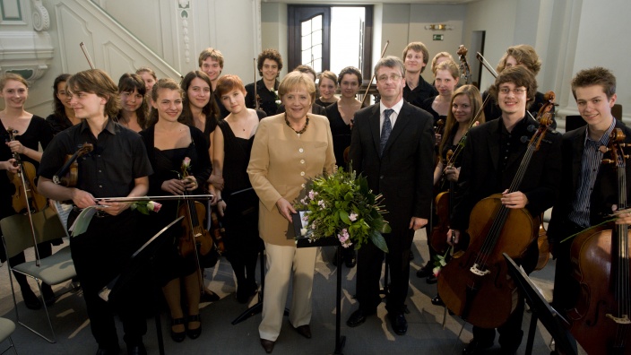 Verleihung der „Goldenen Medaille"