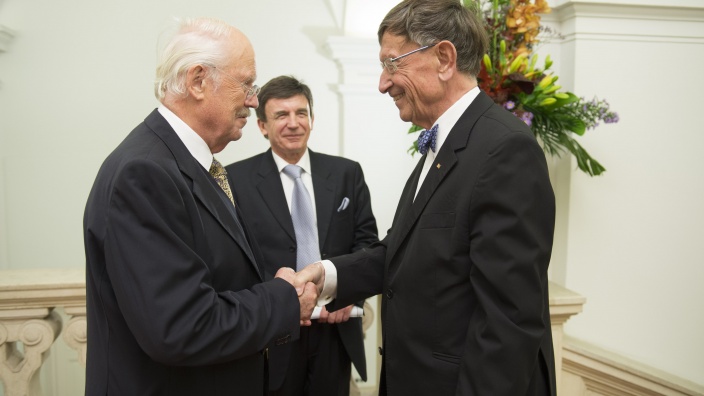Verleihung der „Goldenen Medaille"