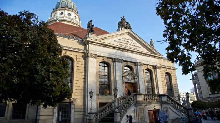 Verleihung der „Goldenen Medaille"