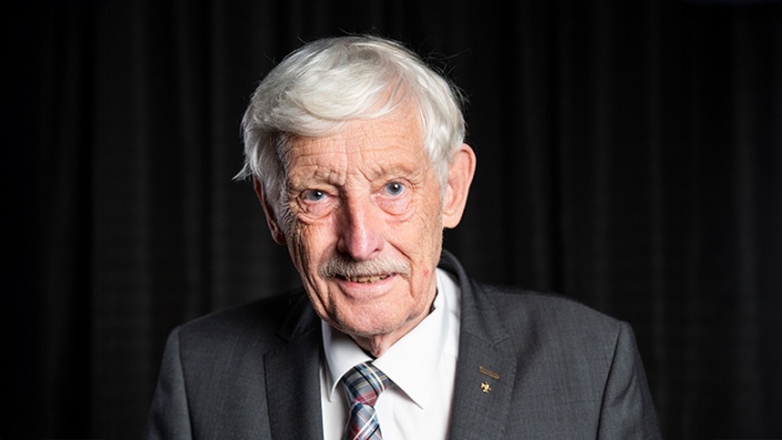 Claus Bernhold